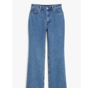 High Waist Flared Jean